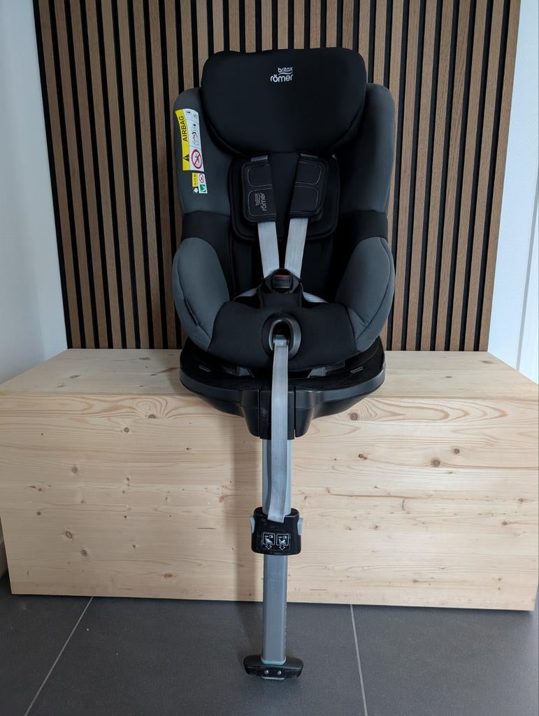 Britax Römer Dualfix i-Size, Kinderen en Baby's, Autostoeltjes, Ophalen, Romer, Gebruikt, Slaapstand