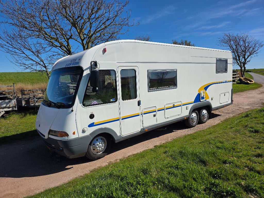 Camper Eura Mobil 810 EB, Caravans en Kamperen, Integraal, Ringverwarming, Fiat, Particulier