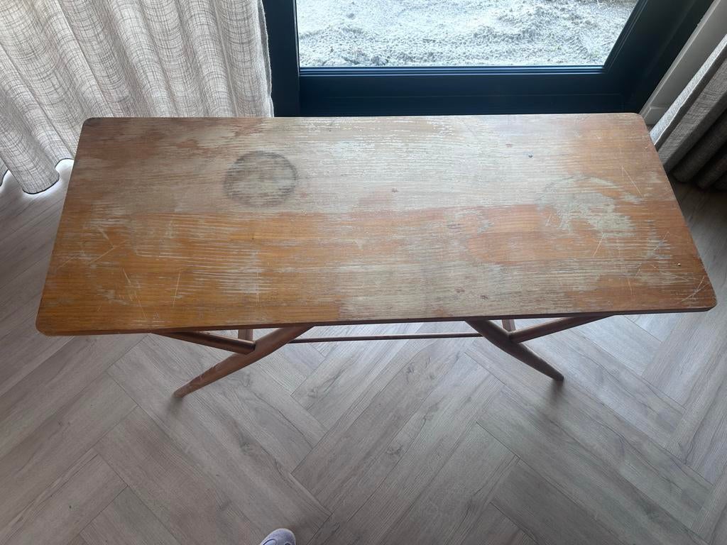 Deense Hans J. Wegner stijl Houten salontafel, Gebruikt, 100 tot 150 cm, Minder dan 50 cm, Rechthoekig