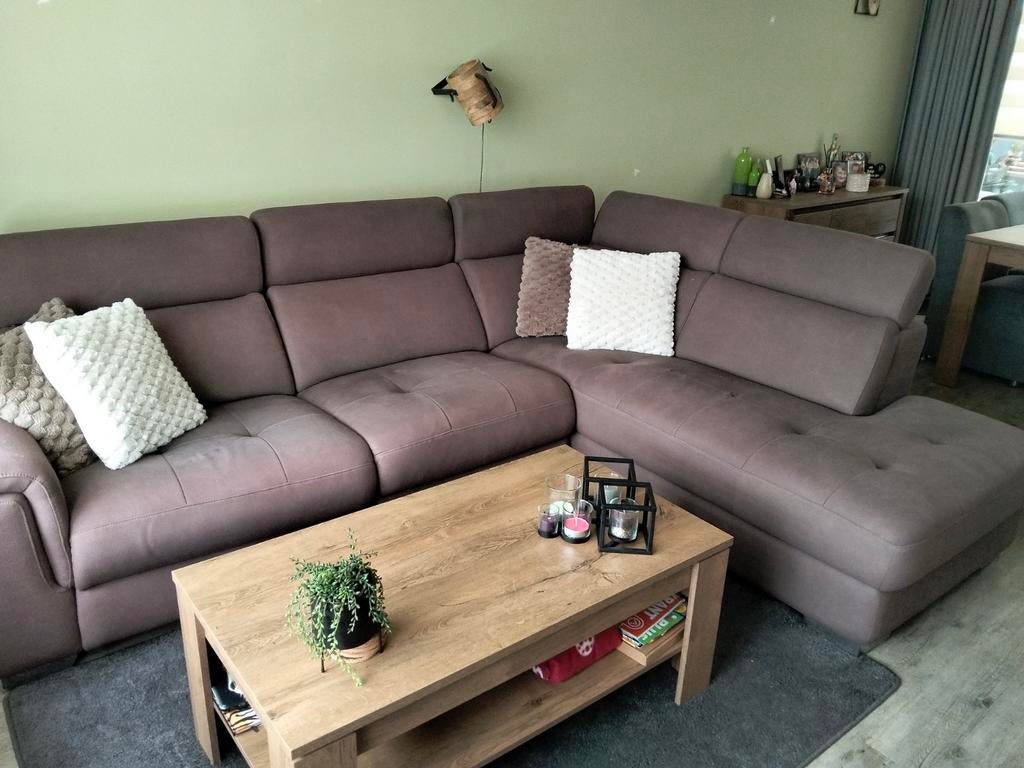 Prachtige donkerbruine hoekbank €55 euro!, Huis en Inrichting, Banken | Complete zithoeken, Gebruikt, Stof, Ophalen