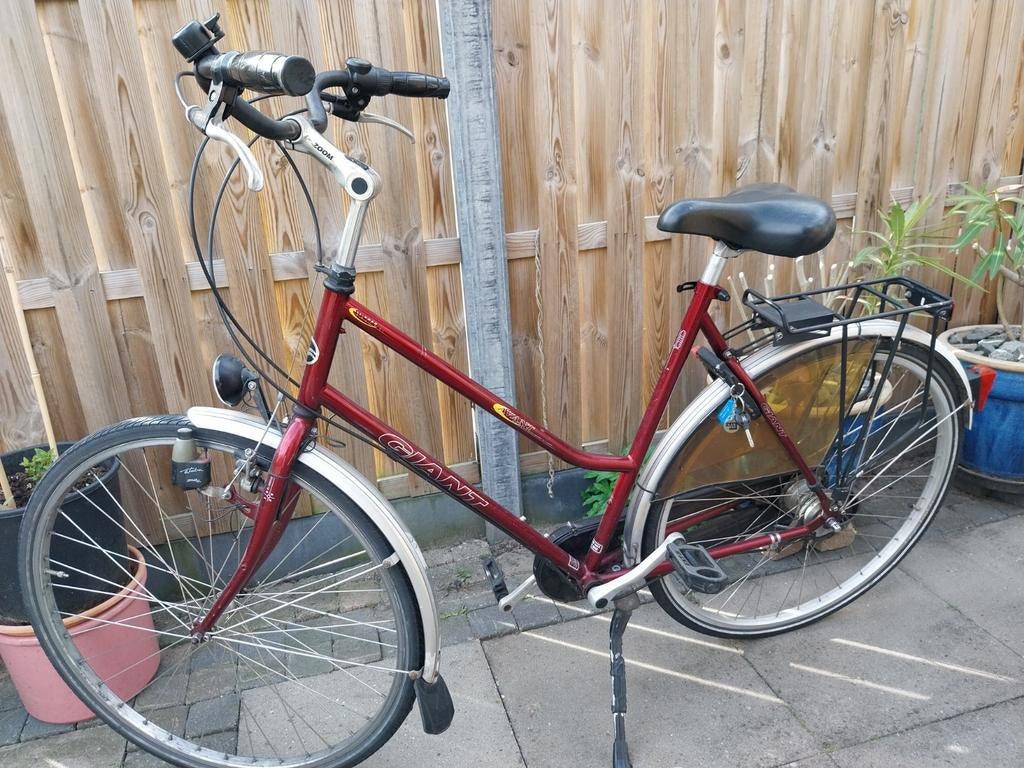 Damesfiets Giant Avant 28 inch, Ophalen, Gebruikt, Giant, Versnellingen