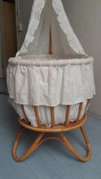 Rotan wiegje. MOET WEG!, Ophalen, Gebruikt, Wieg