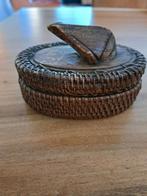 Birmariet (opberg) bakje met kikker op deksel, Ophalen of Verzenden