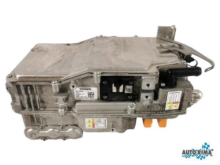 Inverter van een Volvo XC40, Gebruikt, -, -, Ophalen of Verzenden