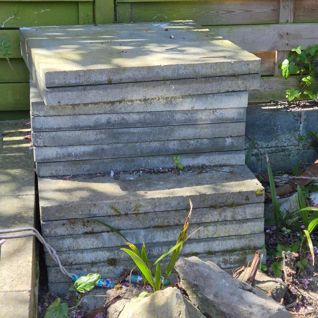 14 tegels gratis af te halen, Ophalen of Verzenden