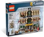 Lego 10224 Town Hall + 10211 Grand Emporium * TOP DEAL*, Kinderen en Baby's, Speelgoed | Duplo en Lego, Ophalen, Nieuw, Complete set