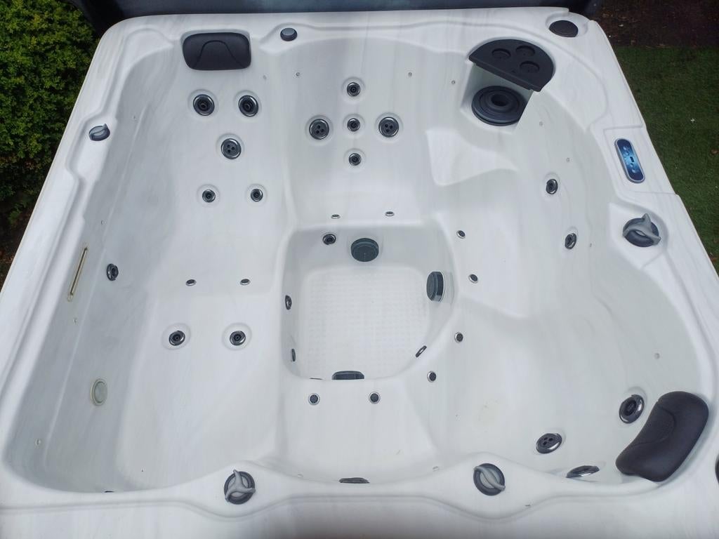 5 persoons balboa jacuzzi, Ophalen