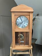 Mooie houten wandklok, Antiek en Kunst, Ophalen