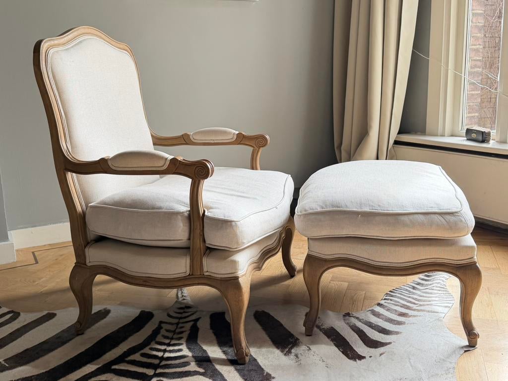 Fauteuil Louis XV stijl met hocker | linnen | gewassen eiken, Ophalen of Verzenden, Zo goed als nieuw, 75 tot 100 cm, 50 tot 75 cm
