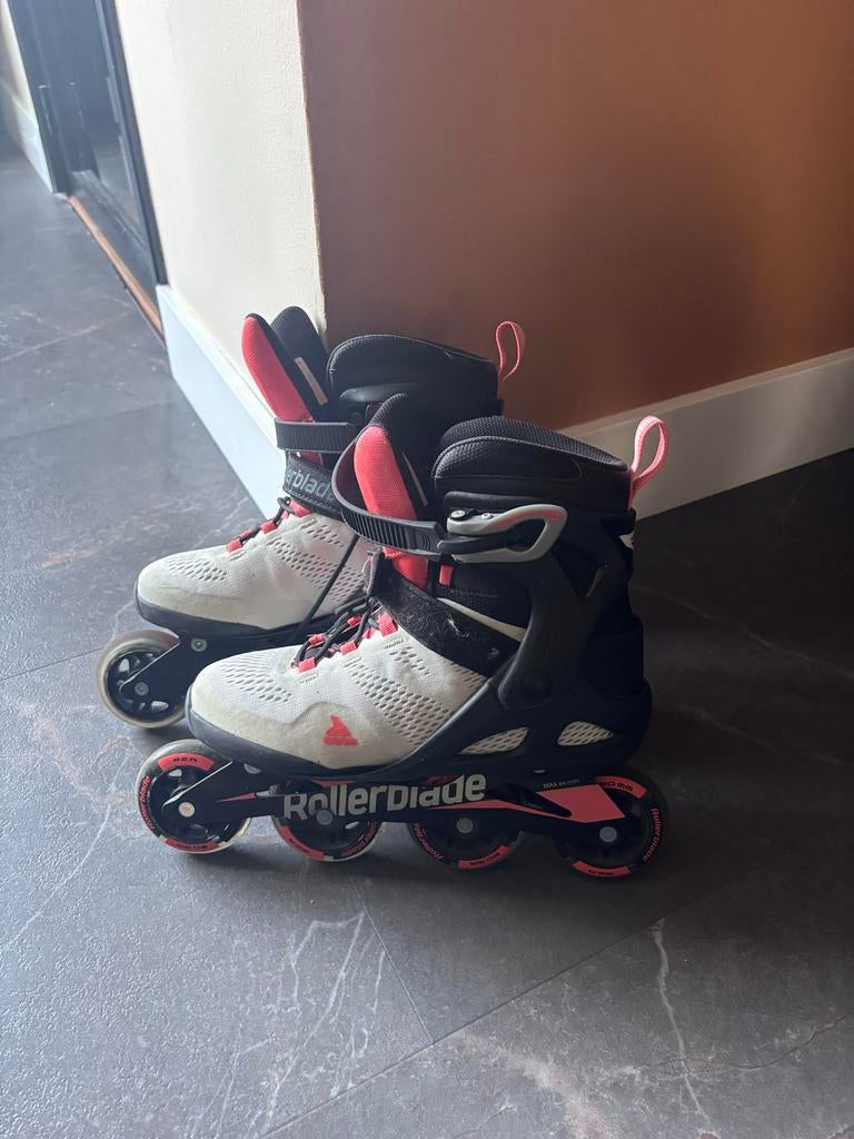 Rollerblade Skeelers Maat 40,5 - Zo goed als nieuw!, Ophalen of Verzenden, Zo goed als nieuw, Inline skates 4 wielen, Overige merken