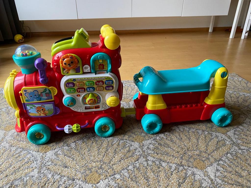 Vtech interactieve trein met blokjes, Ophalen, Gebruikt, 6 maanden tot 2 jaar