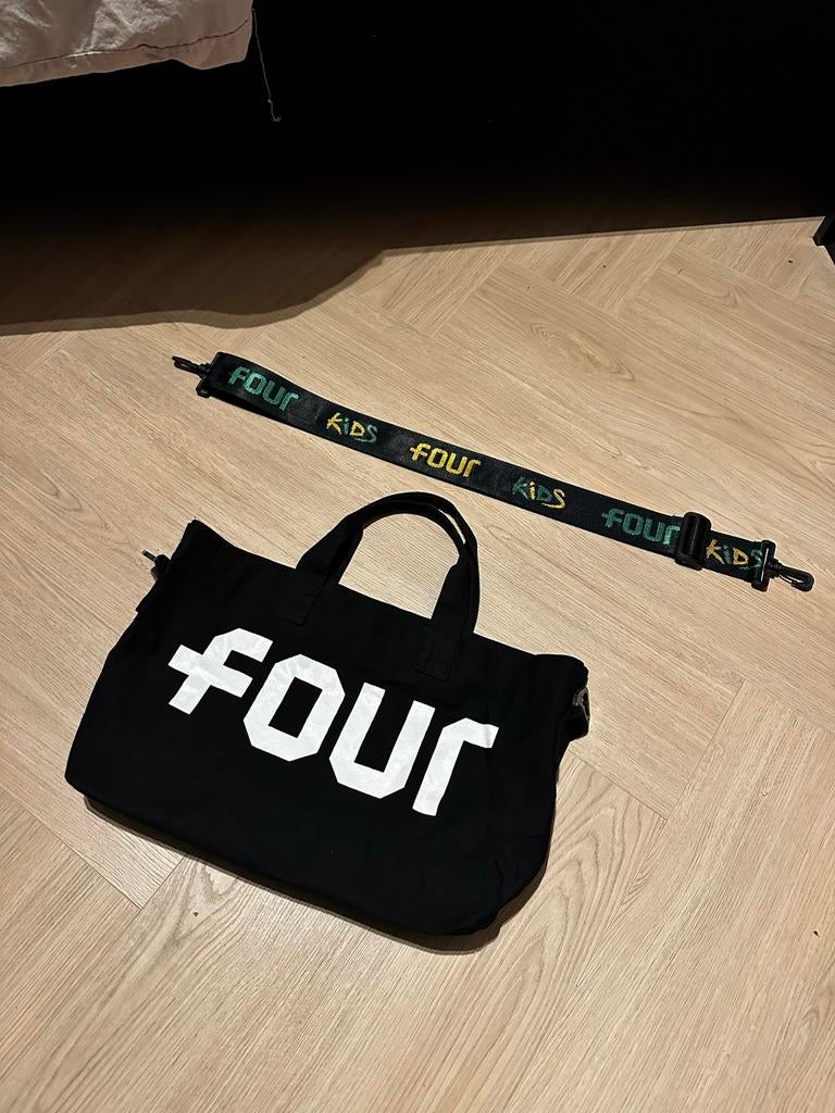 Four shopper tas - meerdere tassen en banden beschikbaar, Sieraden, Tassen en Uiterlijk, Tassen | Damestassen, Ophalen of Verzenden