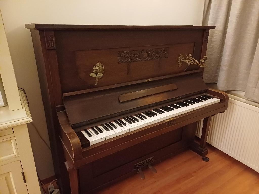 Mooie Rittmayer piano met pianokruk, Muziek en Instrumenten, Ophalen, Gebruikt, Bruin, Piano