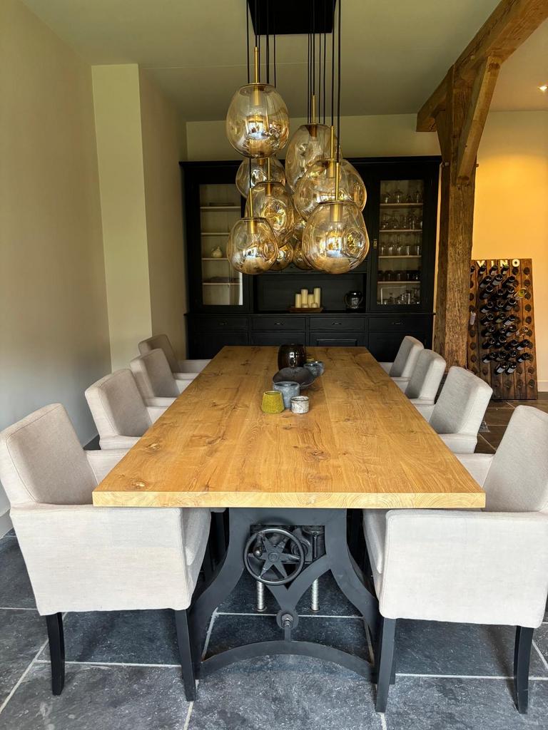 Massieve Eiken Eettafel met Industrieel Onderstel, Huis en Inrichting, Tafels | Eettafels, Ophalen, 100 tot 150 cm, Eikenhout