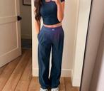 Alo Yoga Sportbroek Navy/Zwart - Nieuw!, Kleding | Dames, Broeken en Pantalons, Maat 38/40 (M), Kort, Zwart, Ophalen of Verzenden