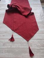 Donkerrode tafelloper met kwasten 35 x 300 cm, Ophalen of Verzenden, Zo goed als nieuw, Wit, Tafelkleed of Tafelzeil