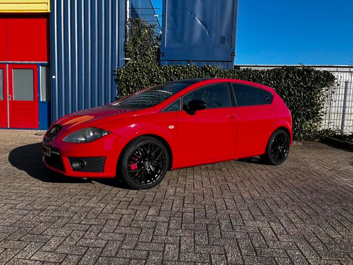 Seat Leon CUPRA 2.0 TSI 240PK SUPER MOOIE AUTO!!!, Auto's, Seat, Bedrijf, Leon, ABS, Airbags, Airconditioning, Bluetooth, Boordcomputer
