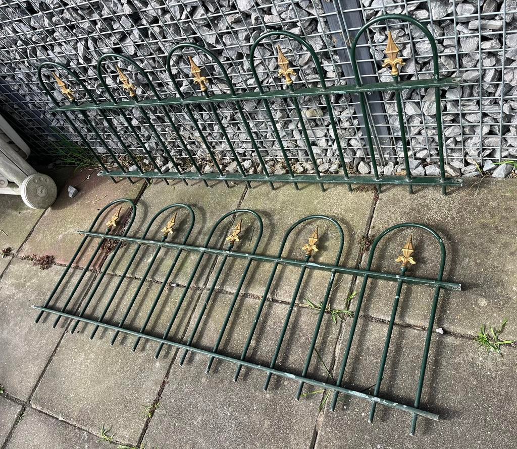 2x Sierhekwerk 150x57cm metaal Franse Lelie, Tuin en Terras, Ophalen, Gebruikt, IJzer, Sierhekwerk