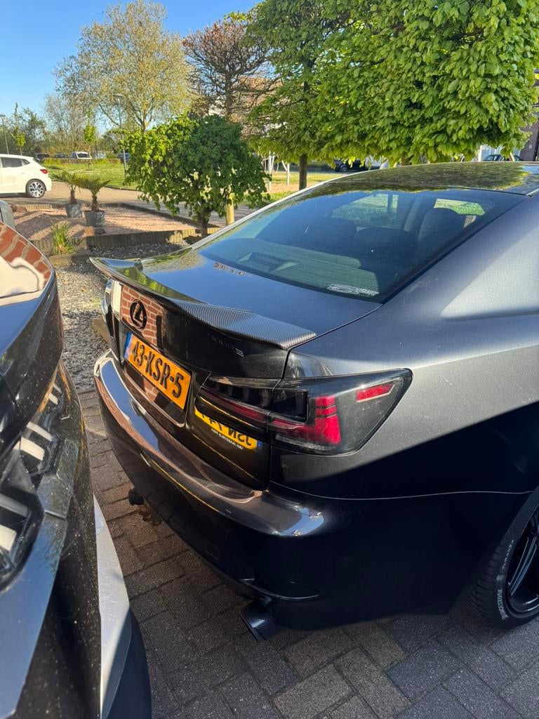 Lexus IS 250 2.5 AUT 2010 Grijs, Auto's, Lexus, Achterwielaandrijving, Zwart, 1505 kg, 208 pk