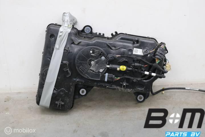 Adblue tank + pomp VW Transporter T6 7E0131877J, Gebruikt