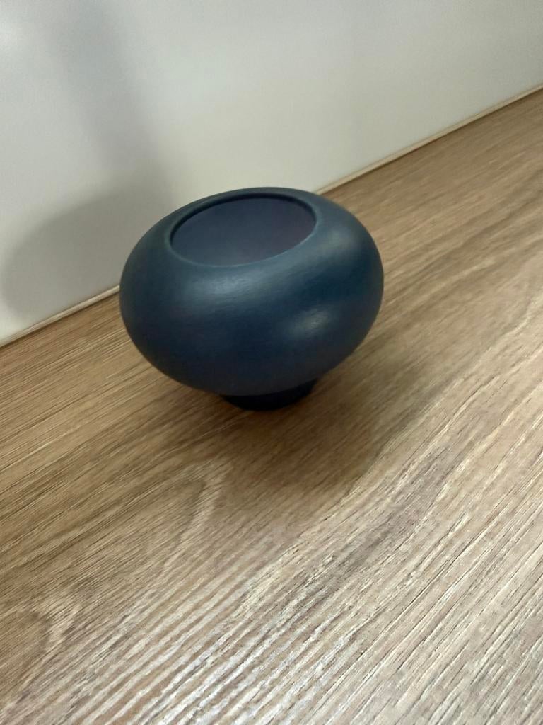 Broste Copenhagen theelichthouder donkerblauw, Ophalen of Verzenden, Zo goed als nieuw, Overige materialen, Minder dan 25 cm