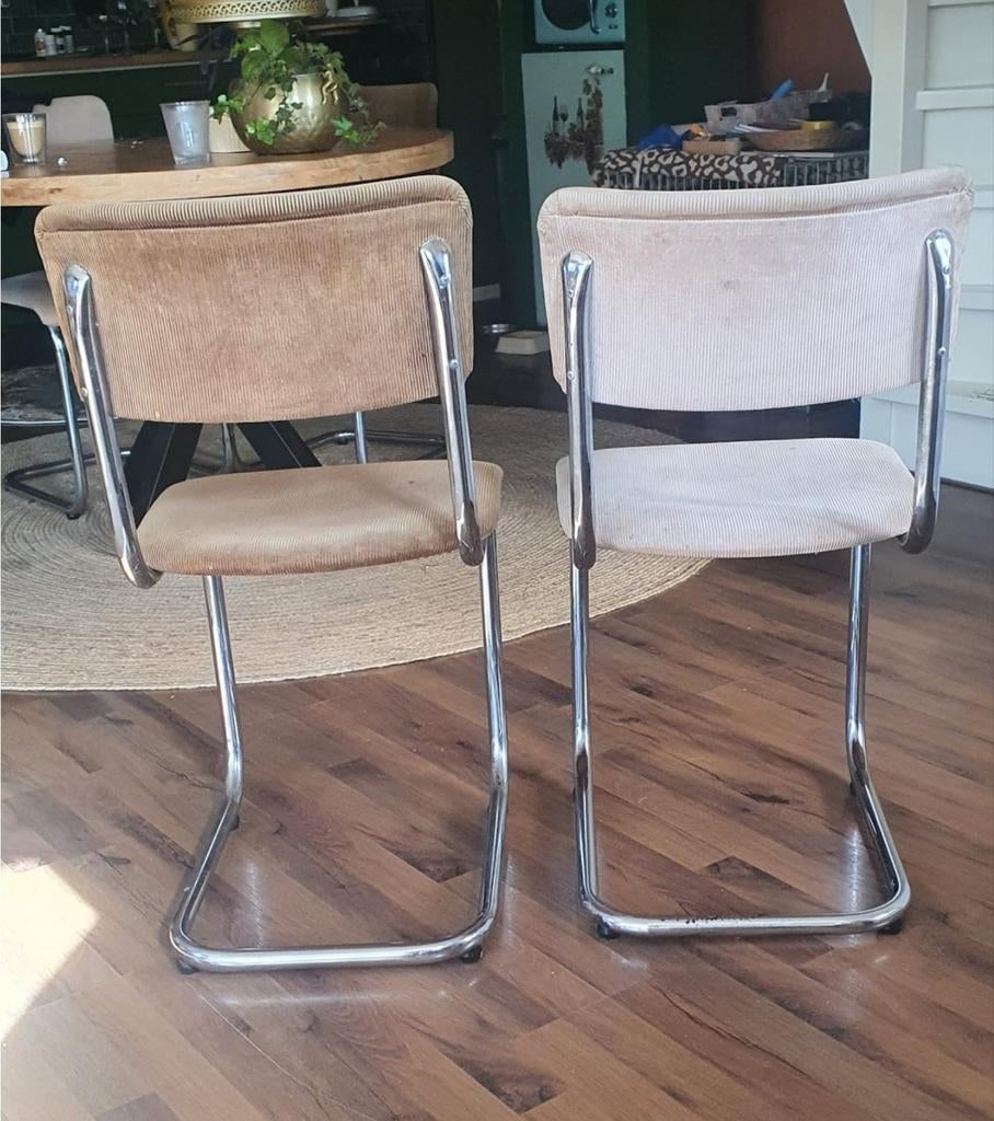 Tubax stoelen vintage 2 uit 1965 en 2  1976. Zijn 5 jaar heb, Huis en Inrichting, Stoelen, Ophalen, Zo goed als nieuw
