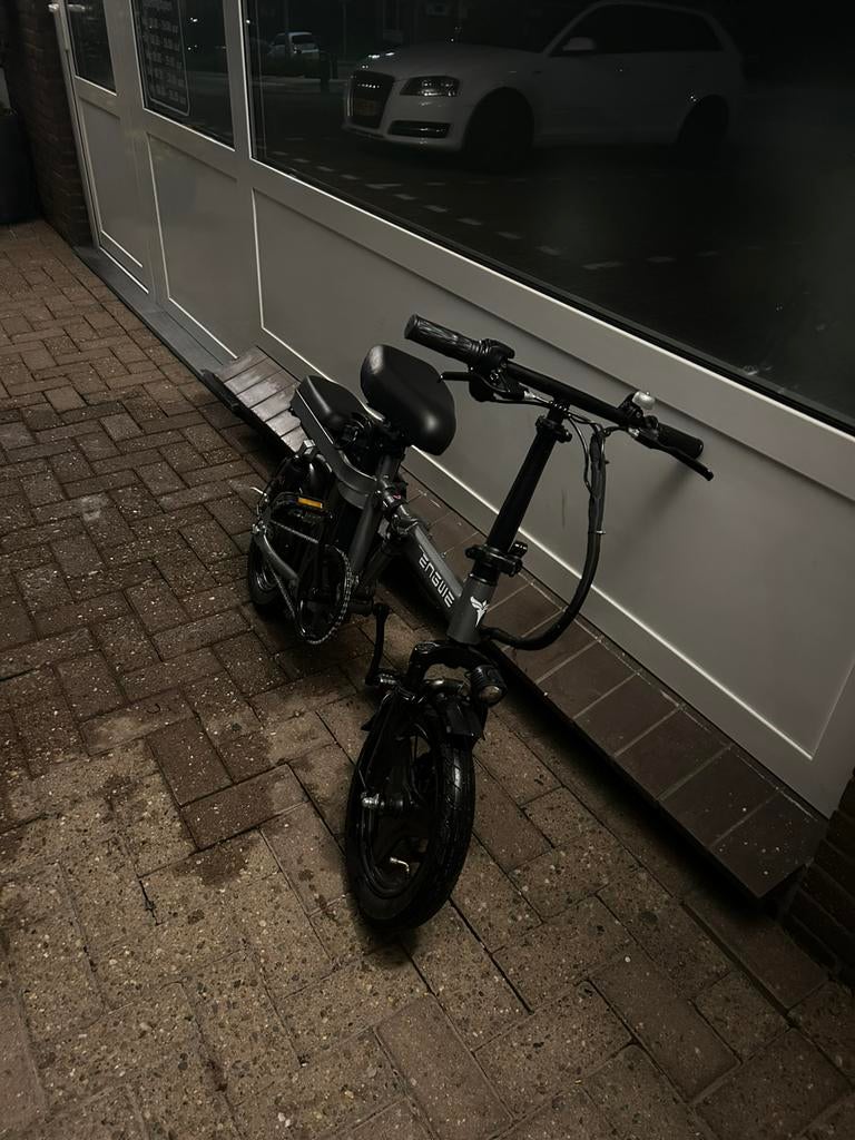 Elektrische inklapbare fiets, interesse? cc me maar!, Ophalen of Verzenden, Zo goed als nieuw, Overige typen