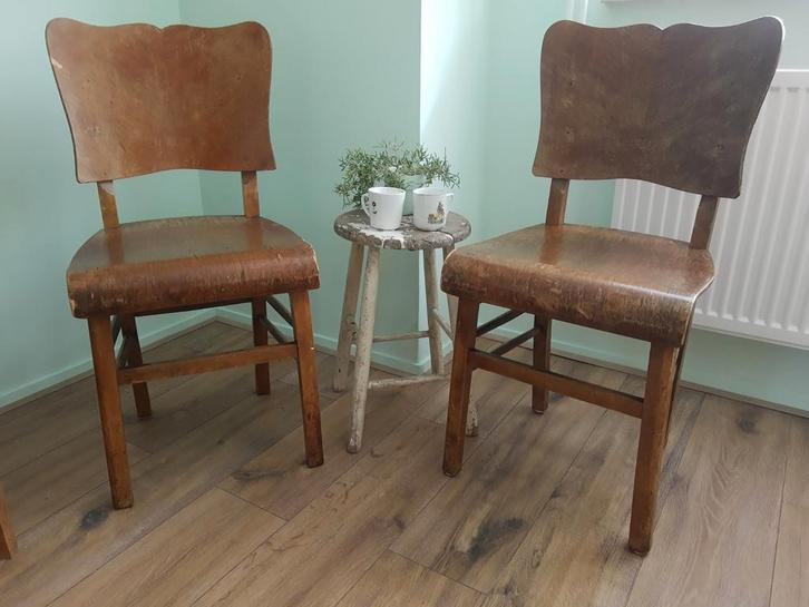 Set leuke antieke keukenstoelen cafestoelen met spijlen, Antiek en Kunst, Antiek | Meubels | Stoelen en Banken, Ophalen