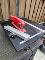 Meister zaagtafel met stofafzuiging, Ophalen