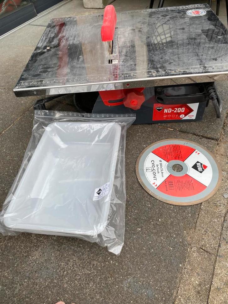 Rubi ND 200 tegelzaagmachine | tegelsnijder, Doe-het-zelf en Verbouw, Gereedschap | Zaagmachines, Zo goed als nieuw, Afkortzaag