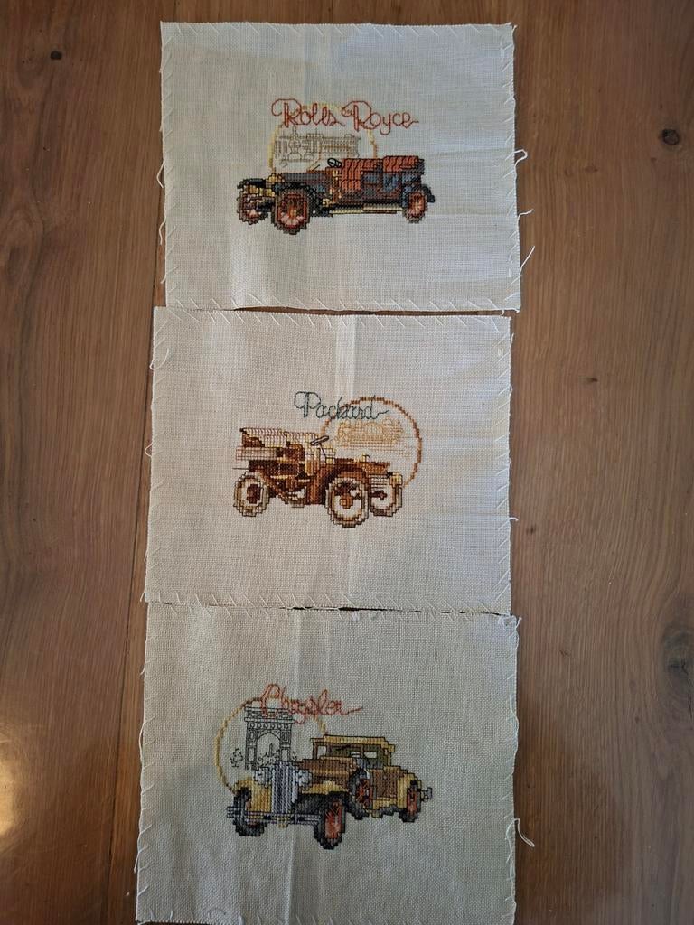 3x Geborduurde oldtimers Rolls Royce Packard Chrysler crème, Ophalen of Verzenden, Zo goed als nieuw, Handgemaakt, Textiel