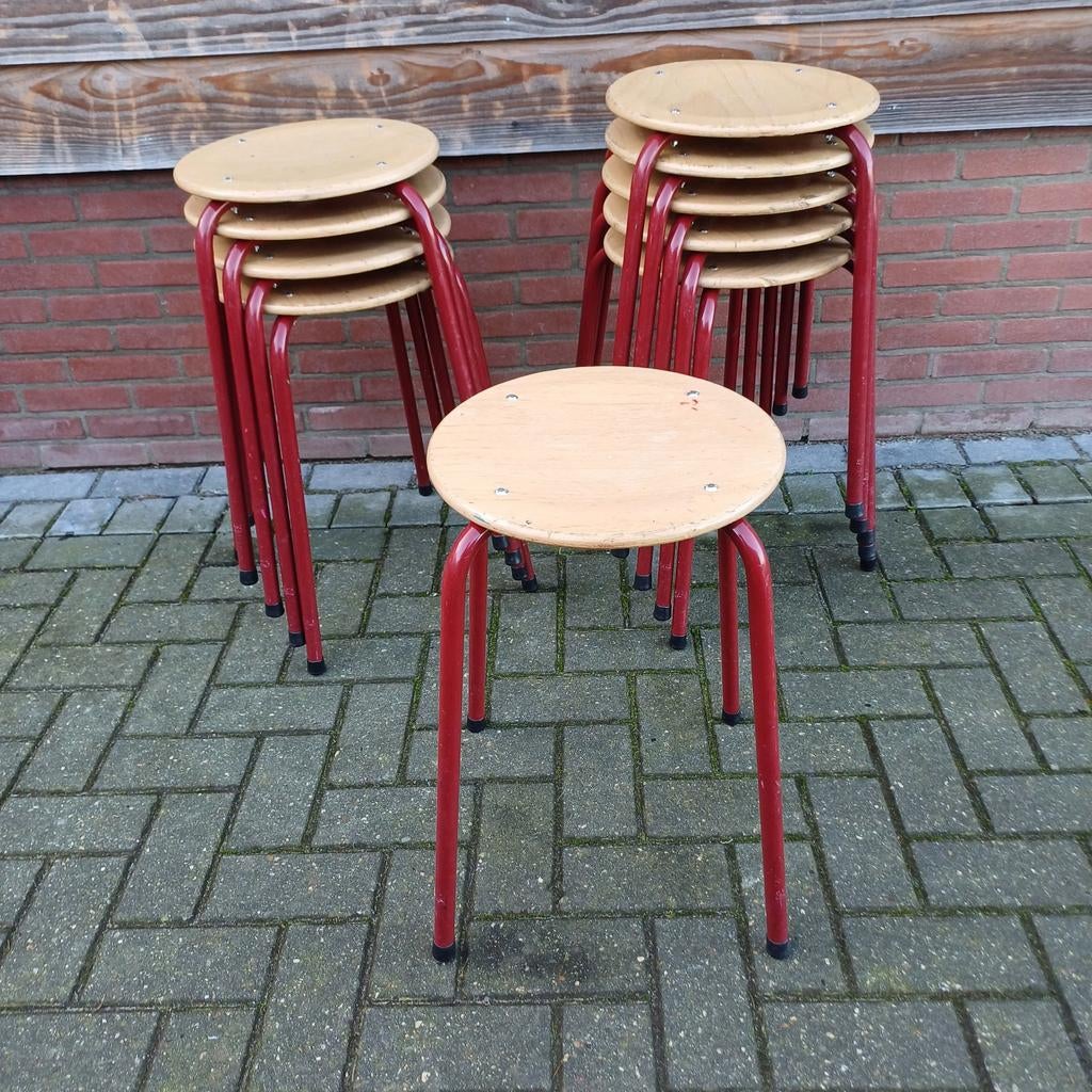 4 x vintage krukken school atelier werkplaats krukken, Ophalen, Gebruikt