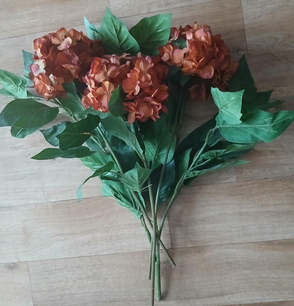 Kunstbloemen + Blad   (Hortensia), Huis en Inrichting, Woonaccessoires | Kunstplanten en Kunstbloemen, Ophalen of Verzenden, Zo goed als nieuw