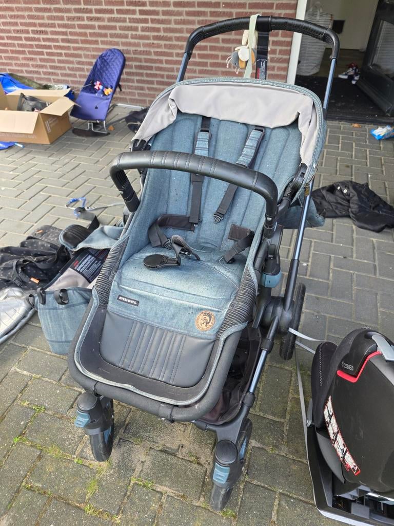 Bugaboo Diesel kinderwagen, Ophalen