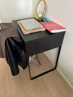 IKEA bureau zwart, Industrieel, Ophalen, Zo goed als nieuw, IKEA