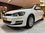 Volkswagen Golf Variant 1.6 TDI BlueMotion DSG Navi Parkeers, Auto's, Gebruikt, Euro 6, 4 cilinders, 700 kg