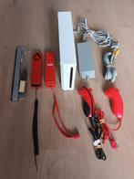 Nintendo Wii incl 2 controller 2 nunchucks 20 spellen, 3 spelers of meer, Ophalen of Verzenden, Zo goed als nieuw, Vanaf 3 jaar