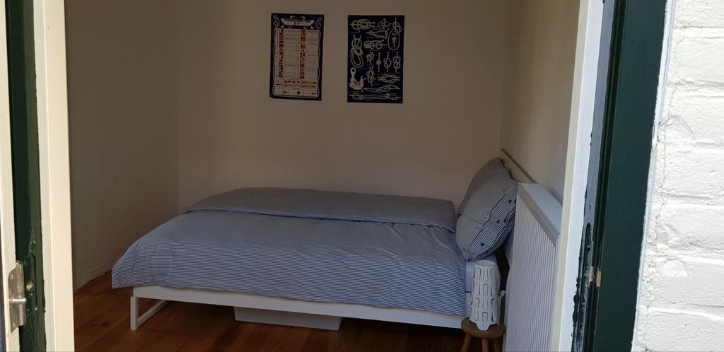 Ikea bed frame 160x200, Huis en Inrichting, Slaapkamer | Slaapbanken, Ophalen, Zo goed als nieuw, Tweepersoons, 140 cm