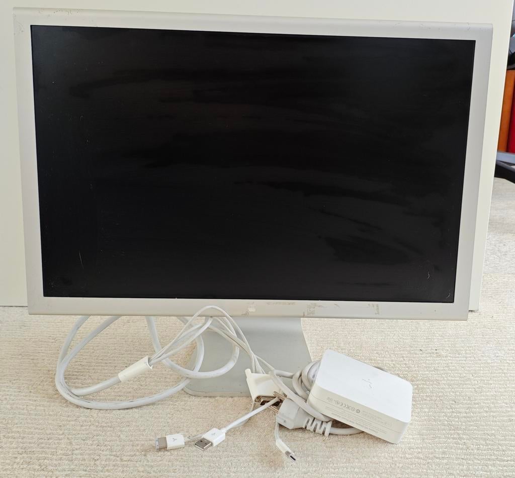 2x Apple Cinema HD Display 23 inch DVI, model A1082, Computers en Software, Monitoren, Ophalen of Verzenden, Overige typen, Apple