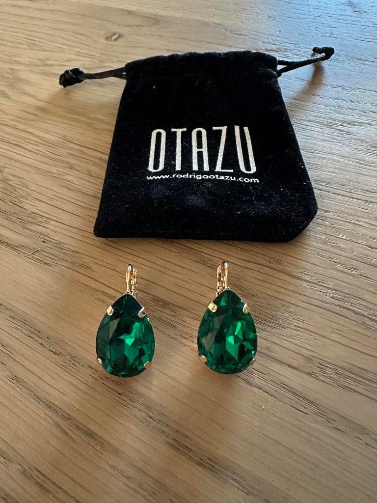 Otazu Lacrima smaragd oorbellen, Sieraden, Tassen en Uiterlijk, Oorbellen, Met kristal, Overige materialen, Ophalen of Verzenden