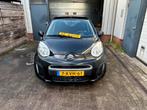 Citroën C1 1.0i 68PK 5D 2013 Zwart, Auto's, Citroën, Voorwielaandrijving, 4 stoelen, C1, Origineel Nederlands