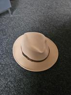 Crambes hoed met doos, Ophalen of Verzenden, Zo goed als nieuw, One size fits all