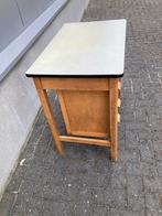 Vintage houten bureau met  ladeblok jaren 50, Huis en Inrichting, Bureaus, Ophalen of Verzenden, Gebruikt, Bureau