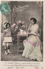 MEISJE JURK LANG HAAR UIT 1907 ZEER MOOIE OUDE KAART. Kl650, Ophalen of Verzenden, Voor 1920, Gelopen, Overige thema's