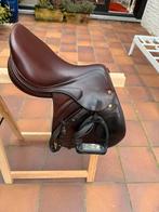 Prestige Meredith zadel 17 / 33 - Springzadel (1733), Ophalen of Verzenden, Gebruikt, Springen