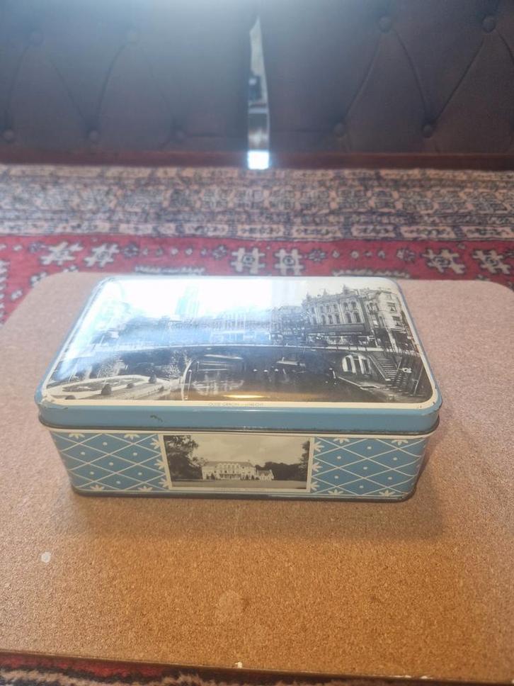 Oude koekjestrommel in zeer mooie staat, Verzamelen, Blikken, Zo goed als nieuw, Overige, Ophalen of Verzenden