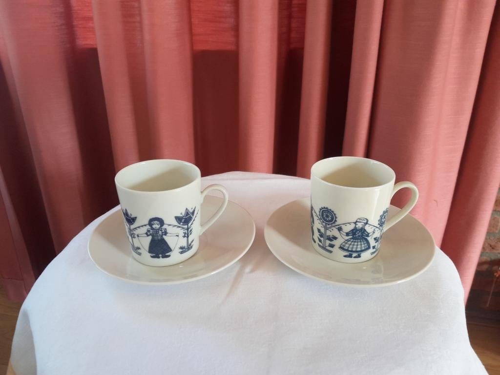 Set van 2 Delfts Blauwstijl kopjes met schotels (Leeuwezegel, Ophalen