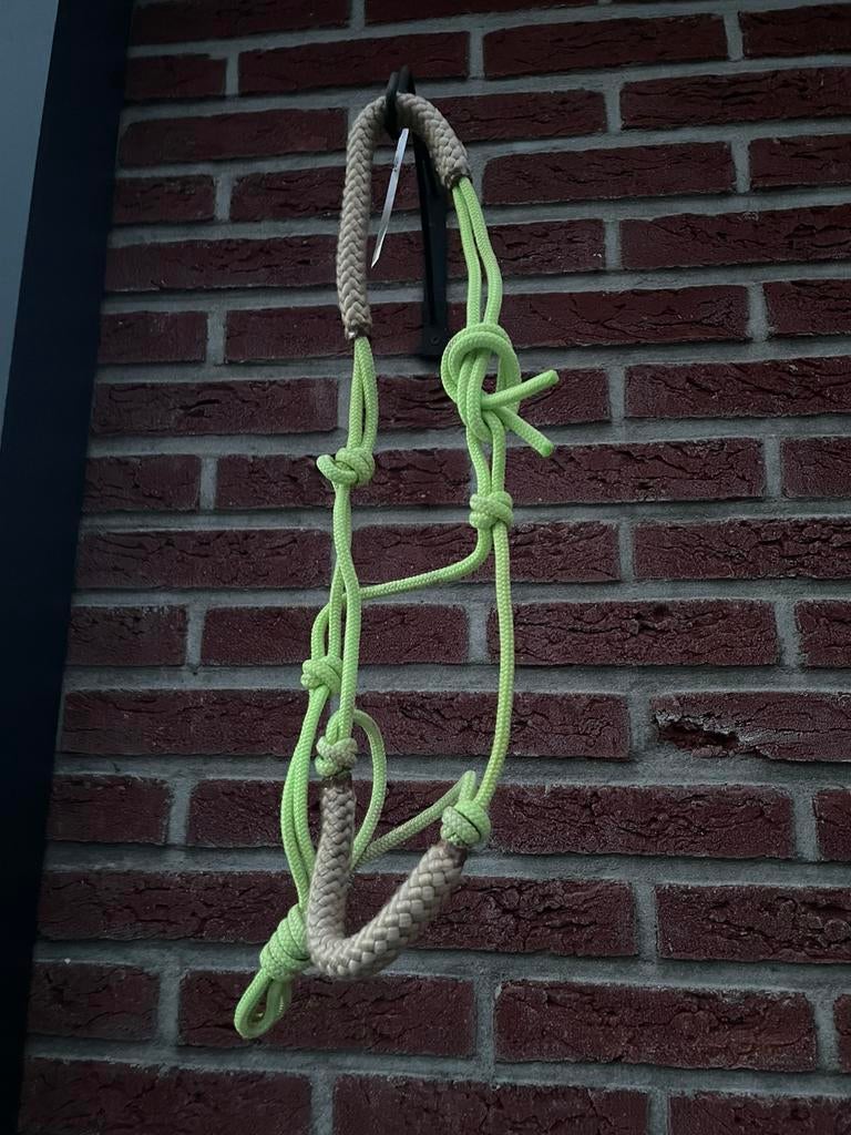 Touwhalster maat pony, Dieren en Toebehoren, Ophalen of Verzenden, Gebruikt, Overige soorten