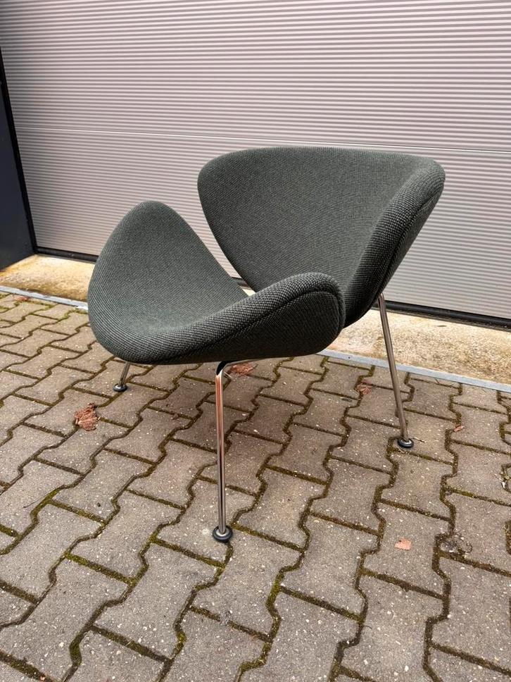 Artifort Orange Slice fauteuil F437 - Pierre Paulin - nieuw, Huis en Inrichting, Fauteuils, Zo goed als nieuw, Kunststof, Metaal