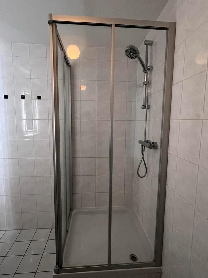 Douchecabine met douchebak, Huis en Inrichting, Badkamer | Complete badkamers, Gebruikt, Met douche, Ophalen of Verzenden